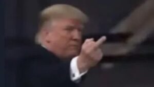 085b6195 5905 4d4b 85bd f84c2634ae70