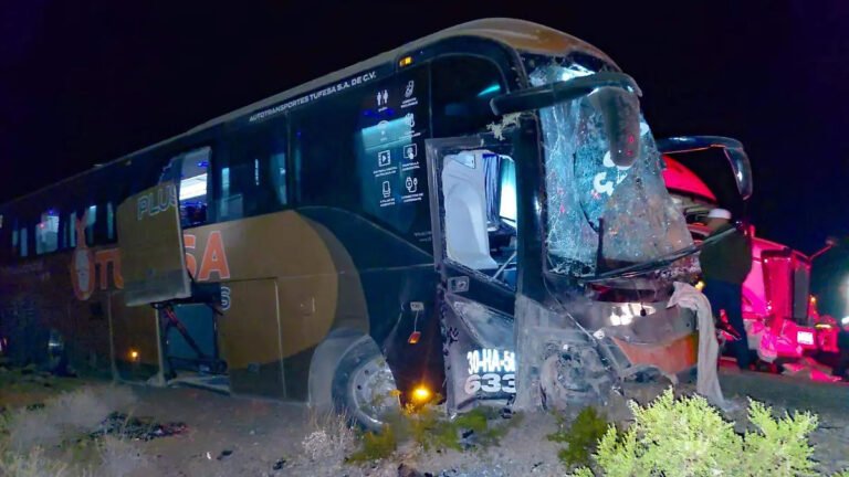 Un accidente en la carretera Sonoyta San Luis Rio Colorado deja 25 heridos